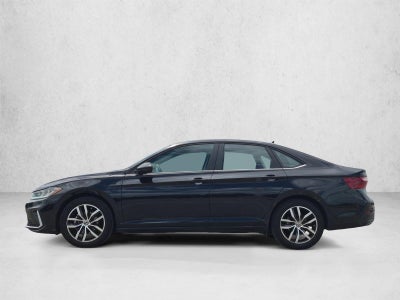 2025 Volkswagen Jetta SE Auto