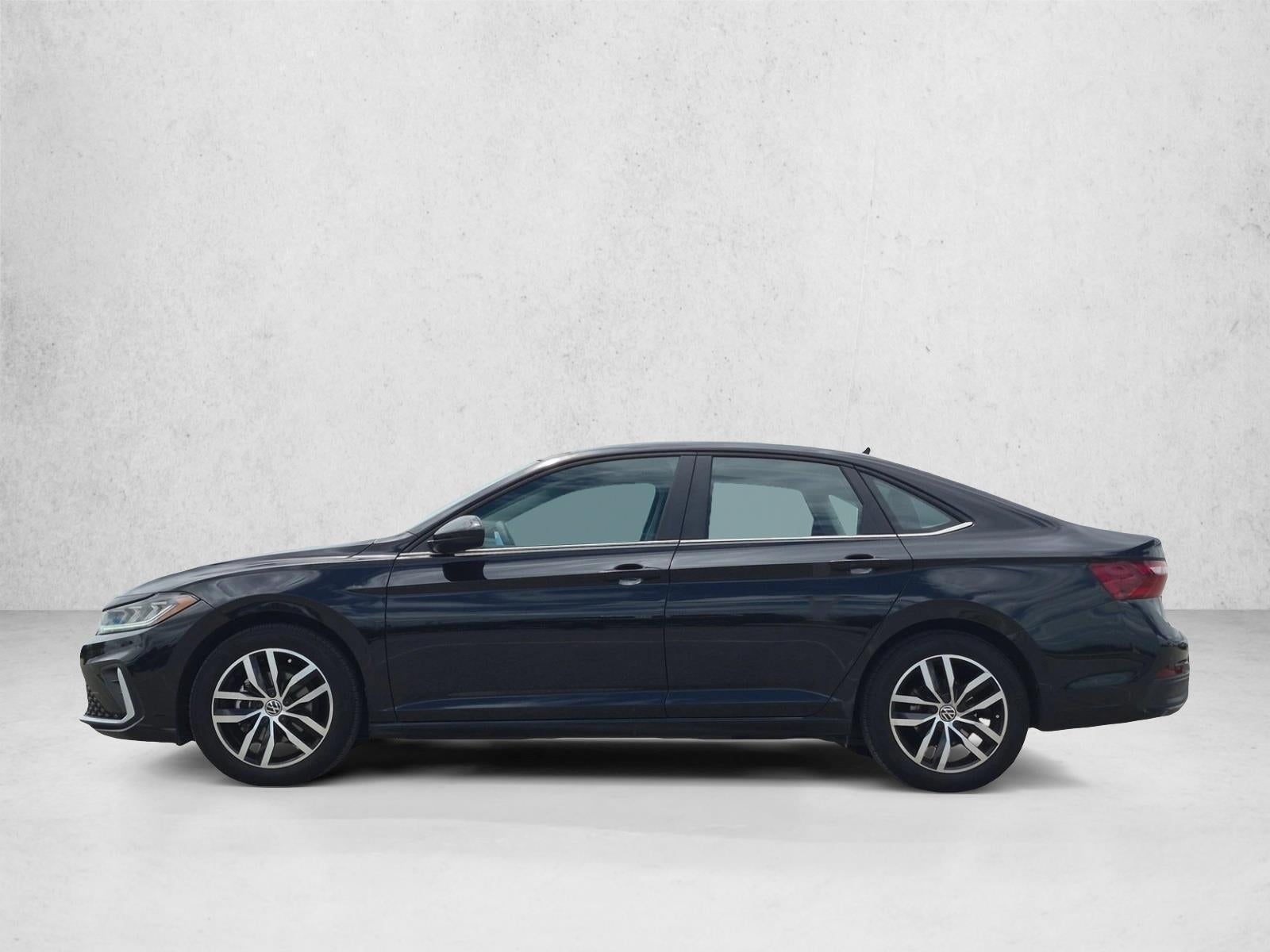 2025 Volkswagen Jetta SE Auto
