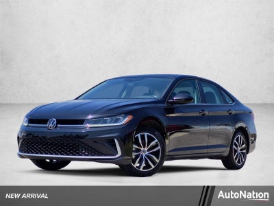 2025 Volkswagen Jetta SE Auto