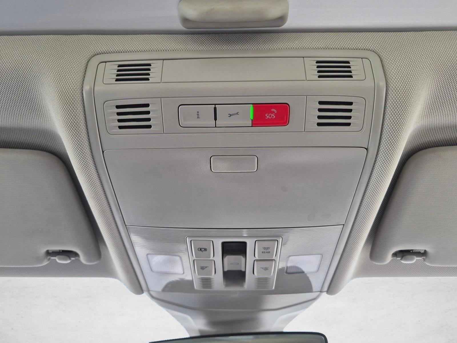2025 Volkswagen Jetta SE Auto