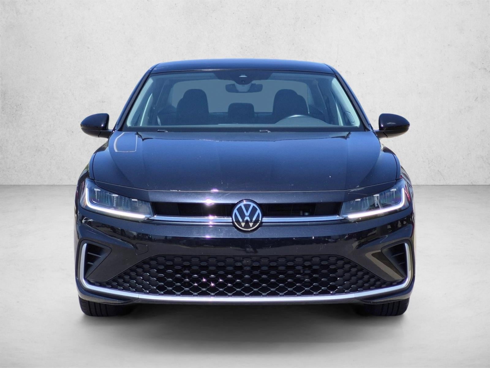 2025 Volkswagen Jetta SE Auto