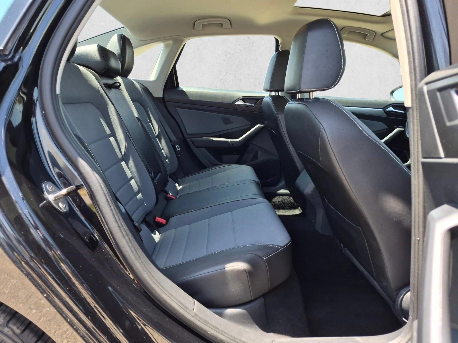 2025 Volkswagen Jetta SE Auto