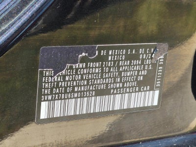 2025 Volkswagen Jetta SE Auto