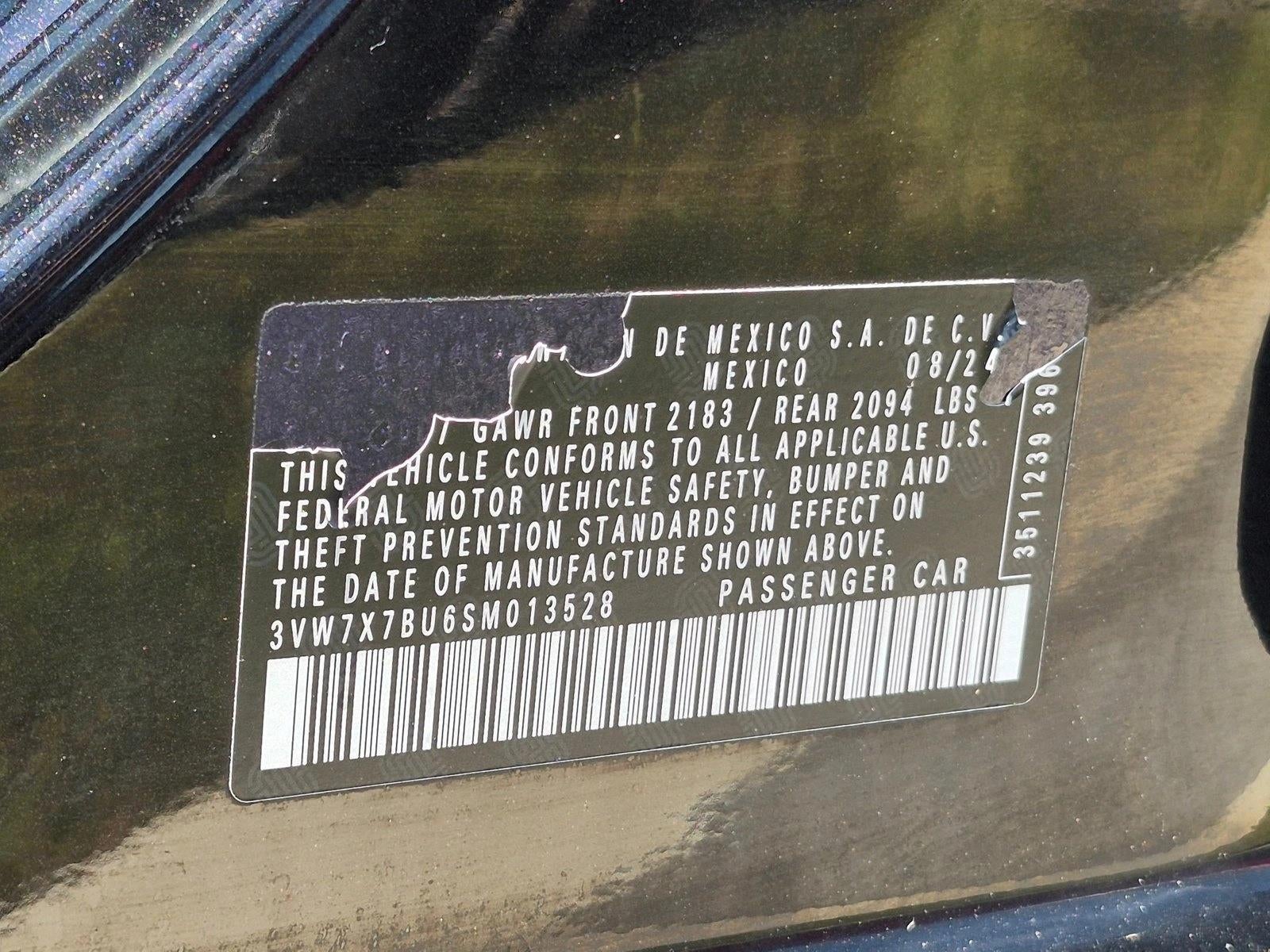 2025 Volkswagen Jetta SE Auto