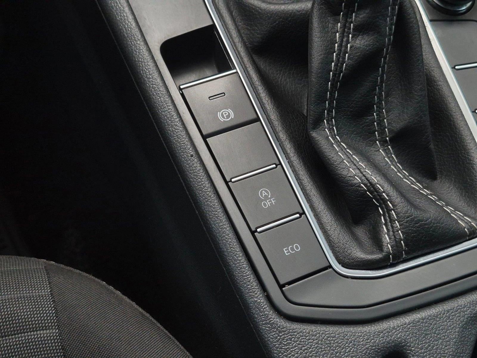 2022 Volkswagen Jetta S Auto