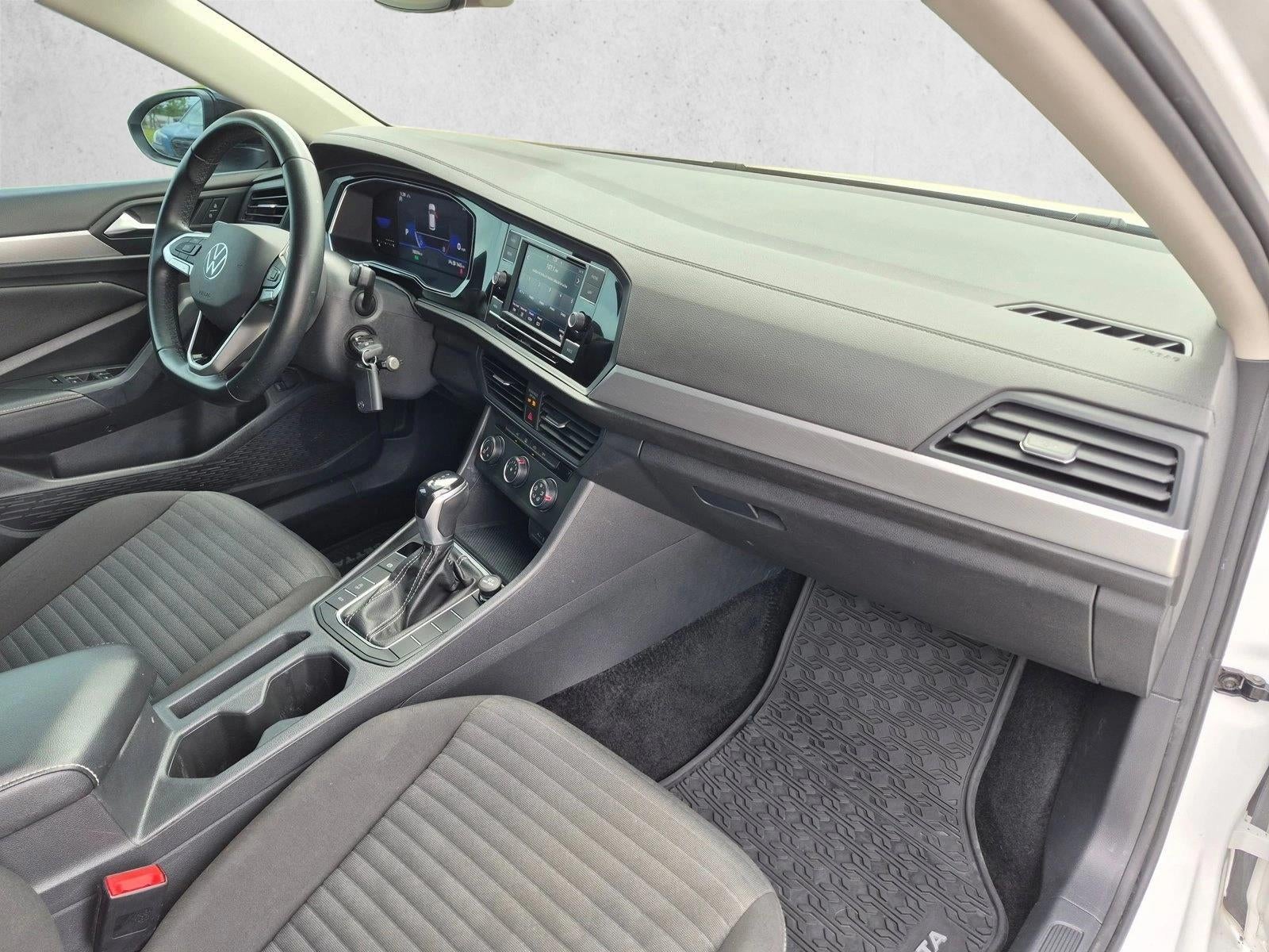2022 Volkswagen Jetta S Auto