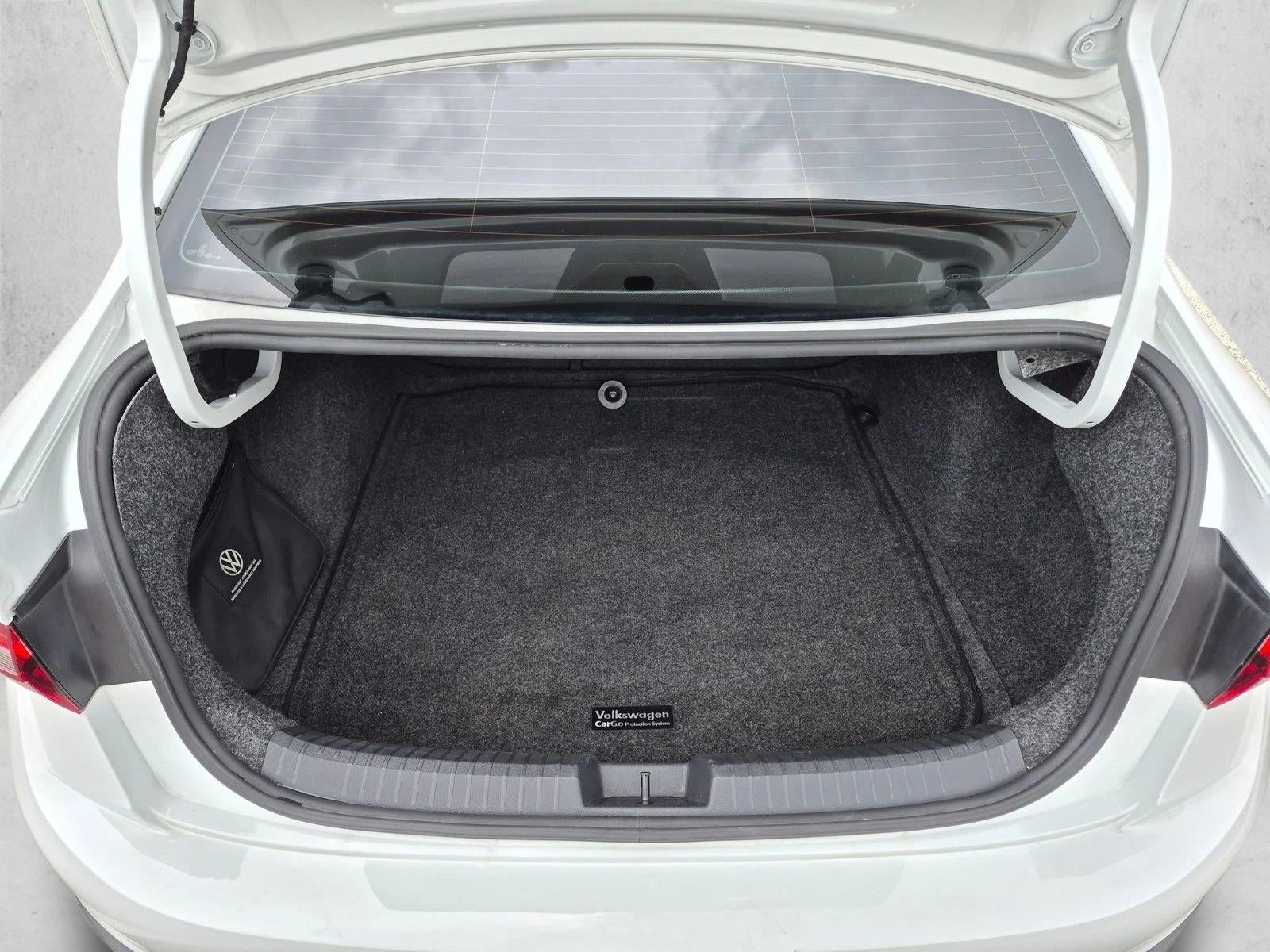 2022 Volkswagen Jetta S Auto