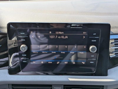 2025 Volkswagen Jetta SE Auto