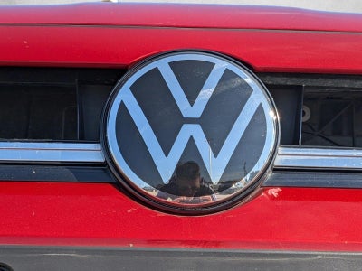 2025 Volkswagen Jetta SE Auto