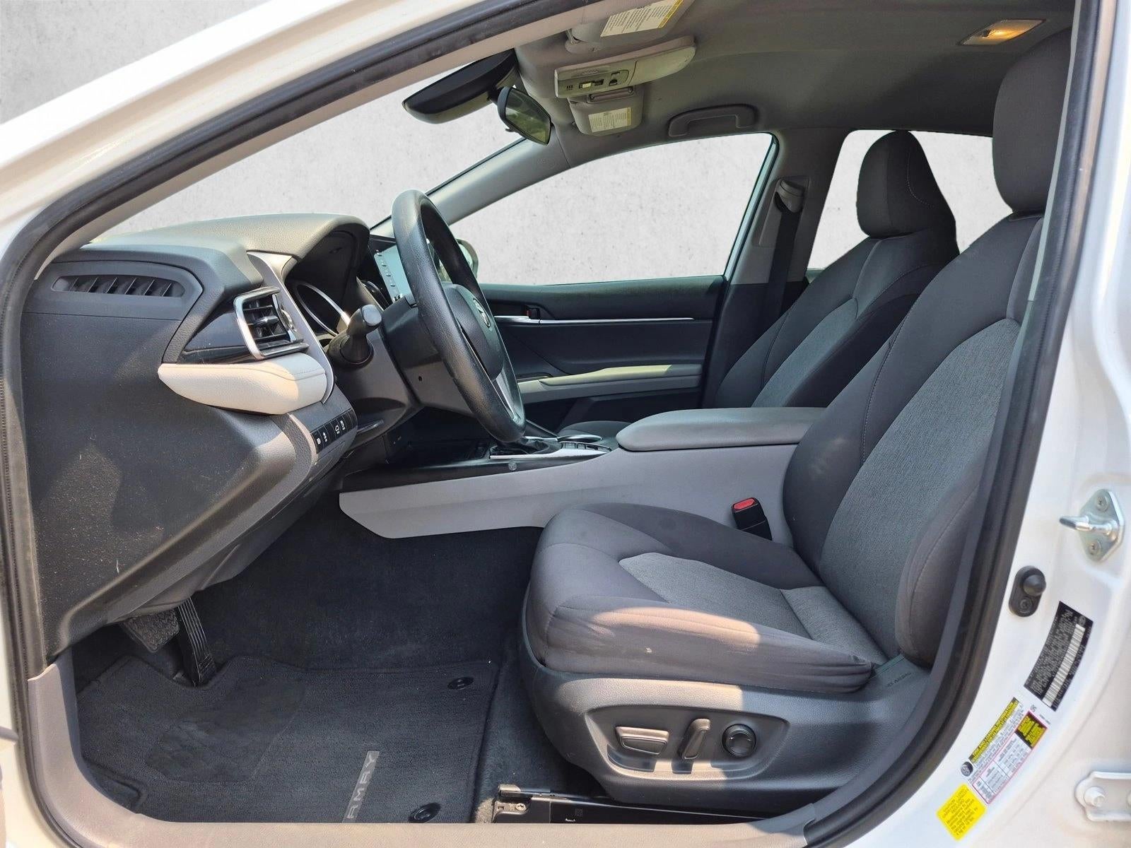 2022 Toyota Camry Hybrid LE CVT (Natl)