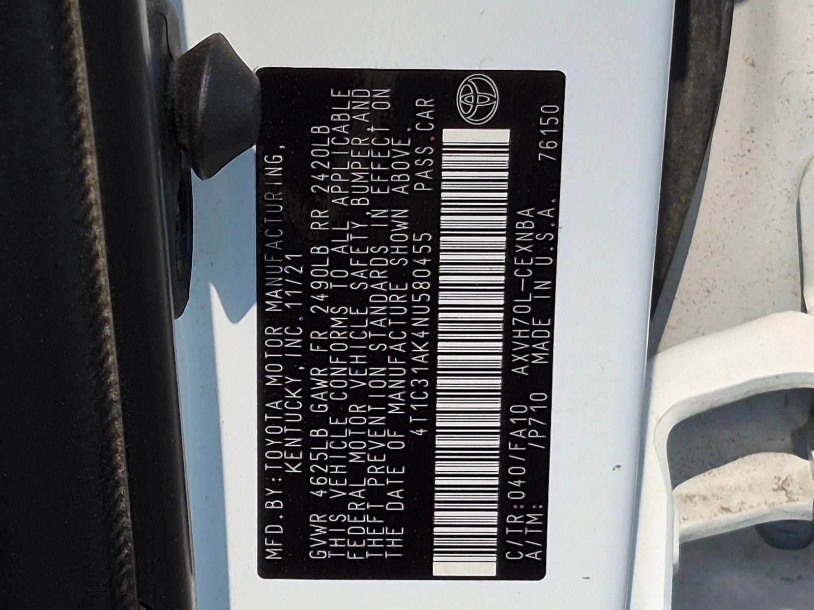 2022 Toyota Camry Hybrid LE CVT (Natl)
