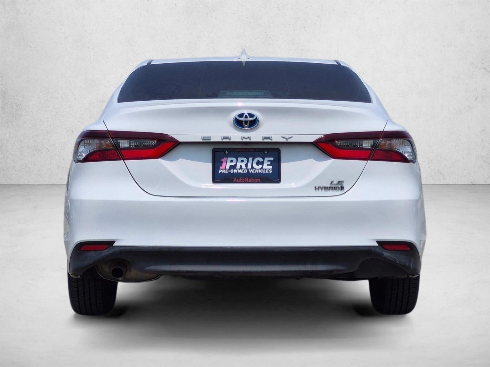 2022 Toyota Camry Hybrid LE CVT (Natl)