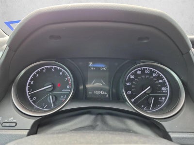 2022 Toyota Camry SE Auto (SE)