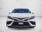 2022 Toyota Camry SE Auto (SE)