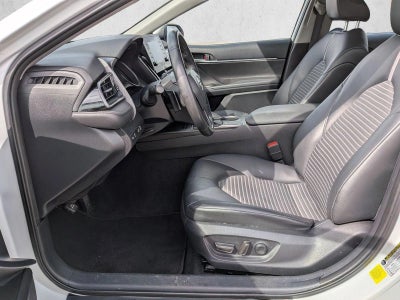 2024 Toyota Camry SE Auto (SE)