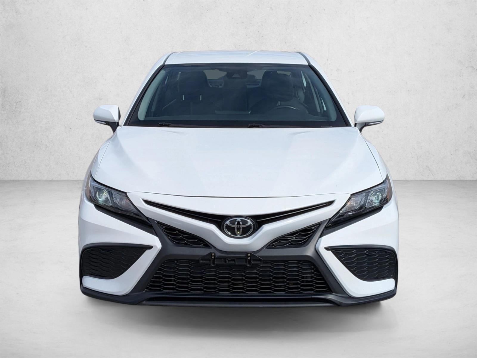 2024 Toyota Camry SE Auto (SE)