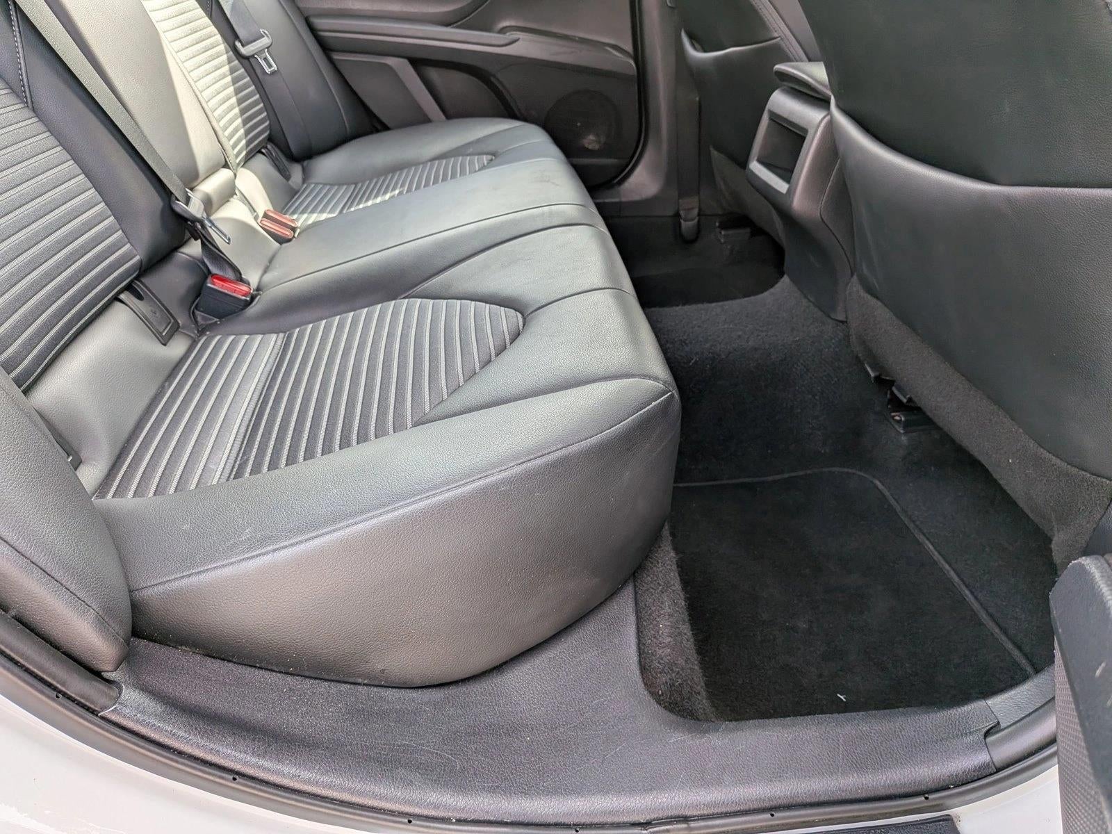 2024 Toyota Camry SE Auto (SE)