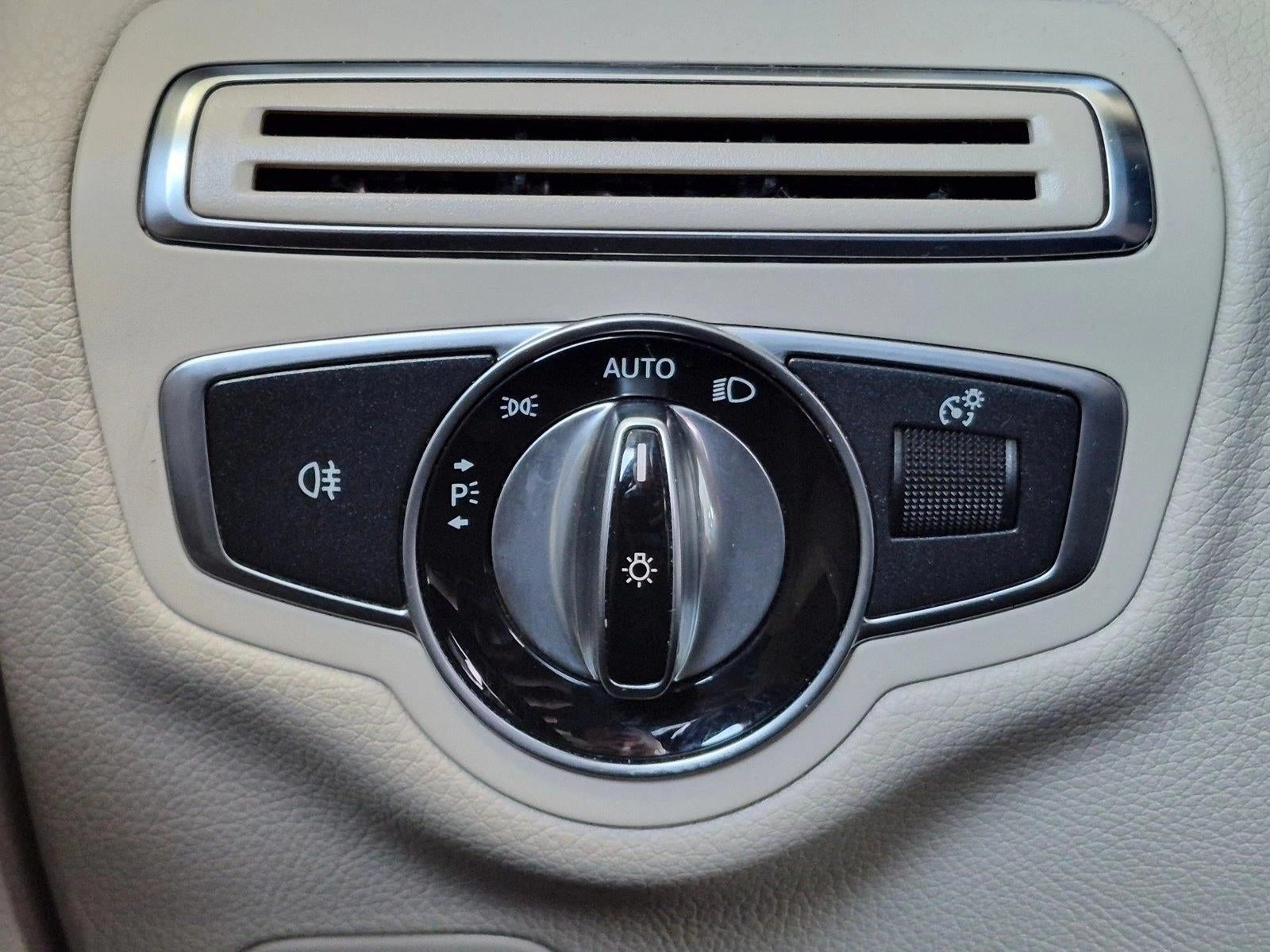 2016 Mercedes-Benz C-Class C 300 Sedan