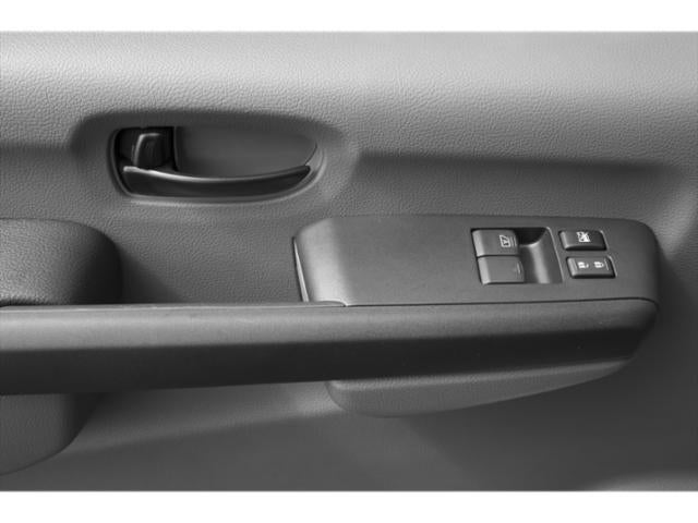2013 Nissan NVP V8 SL