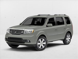 2014 Honda Pilot 2WD Touring with DVD Rear Entertainment System and Navigation