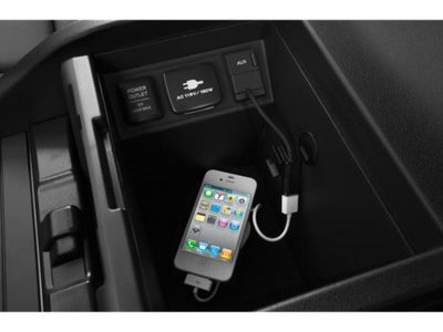 2014 Honda Pilot 2WD Touring with DVD Rear Entertainment System and Navigation