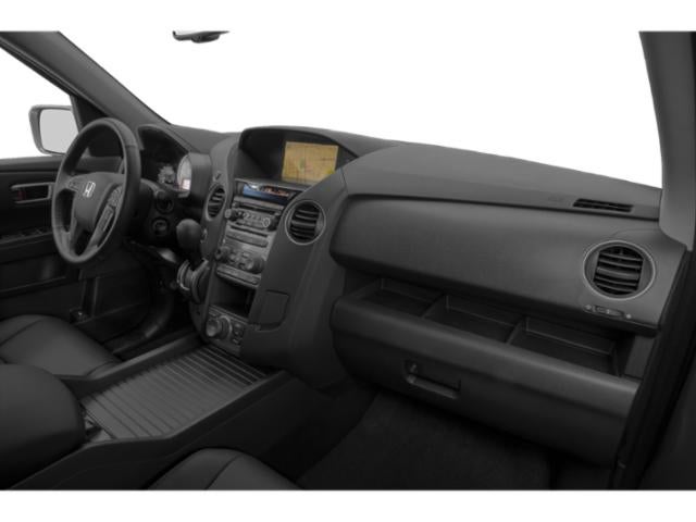 2014 Honda Pilot 2WD Touring with DVD Rear Entertainment System and Navigation