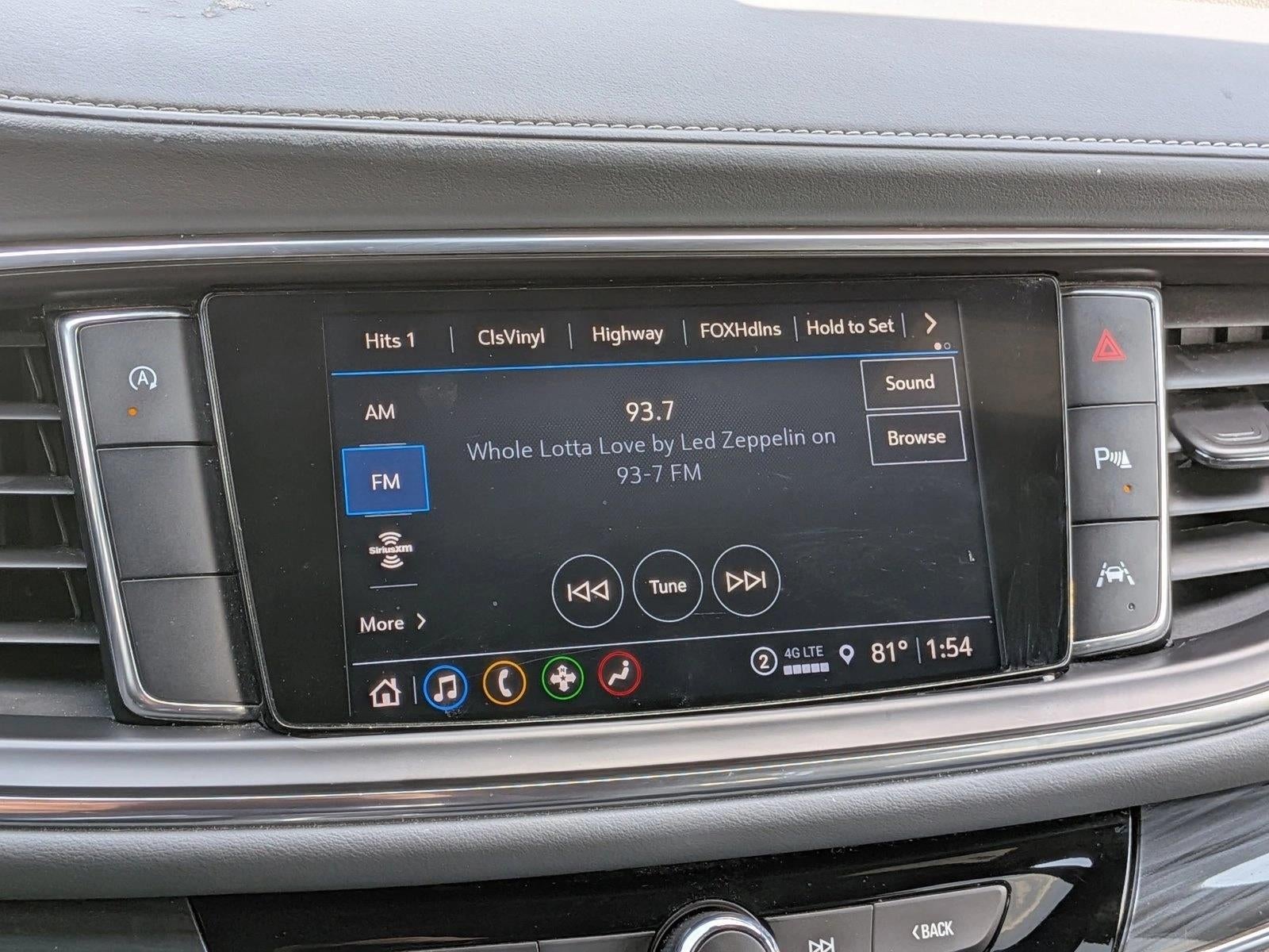 2022 Buick Enclave Essence FWD