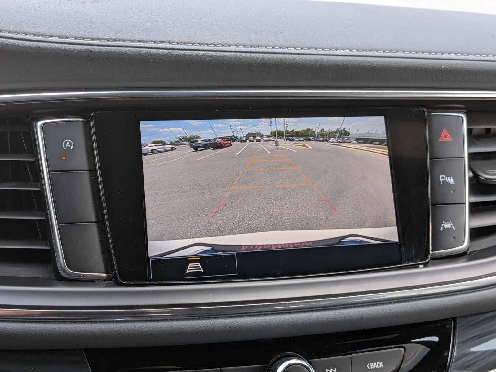 2022 Buick Enclave Essence FWD