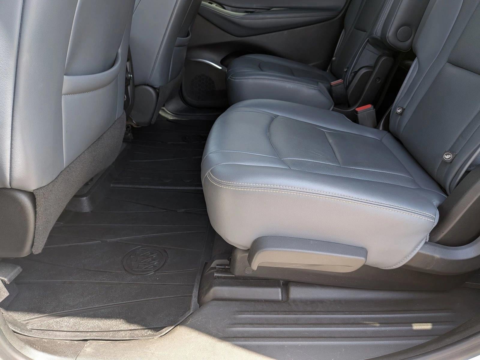 2022 Buick Enclave Essence FWD