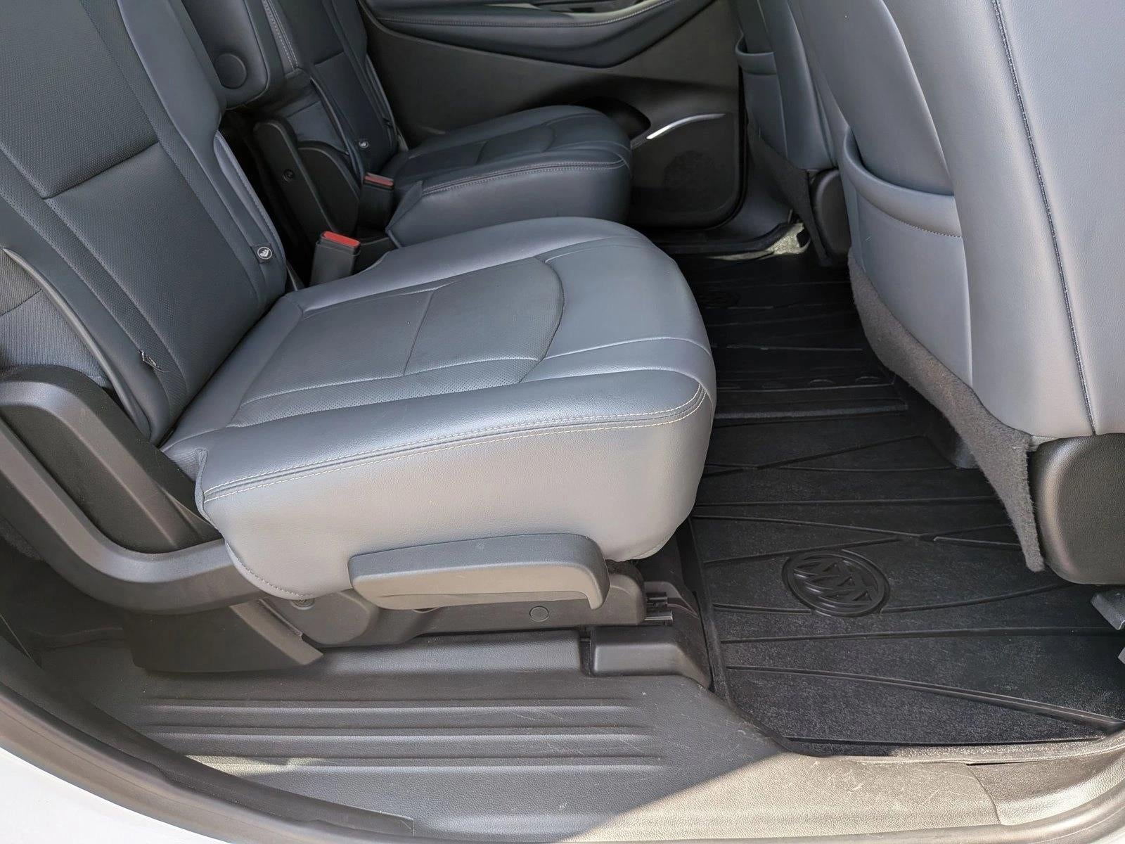 2022 Buick Enclave Essence FWD