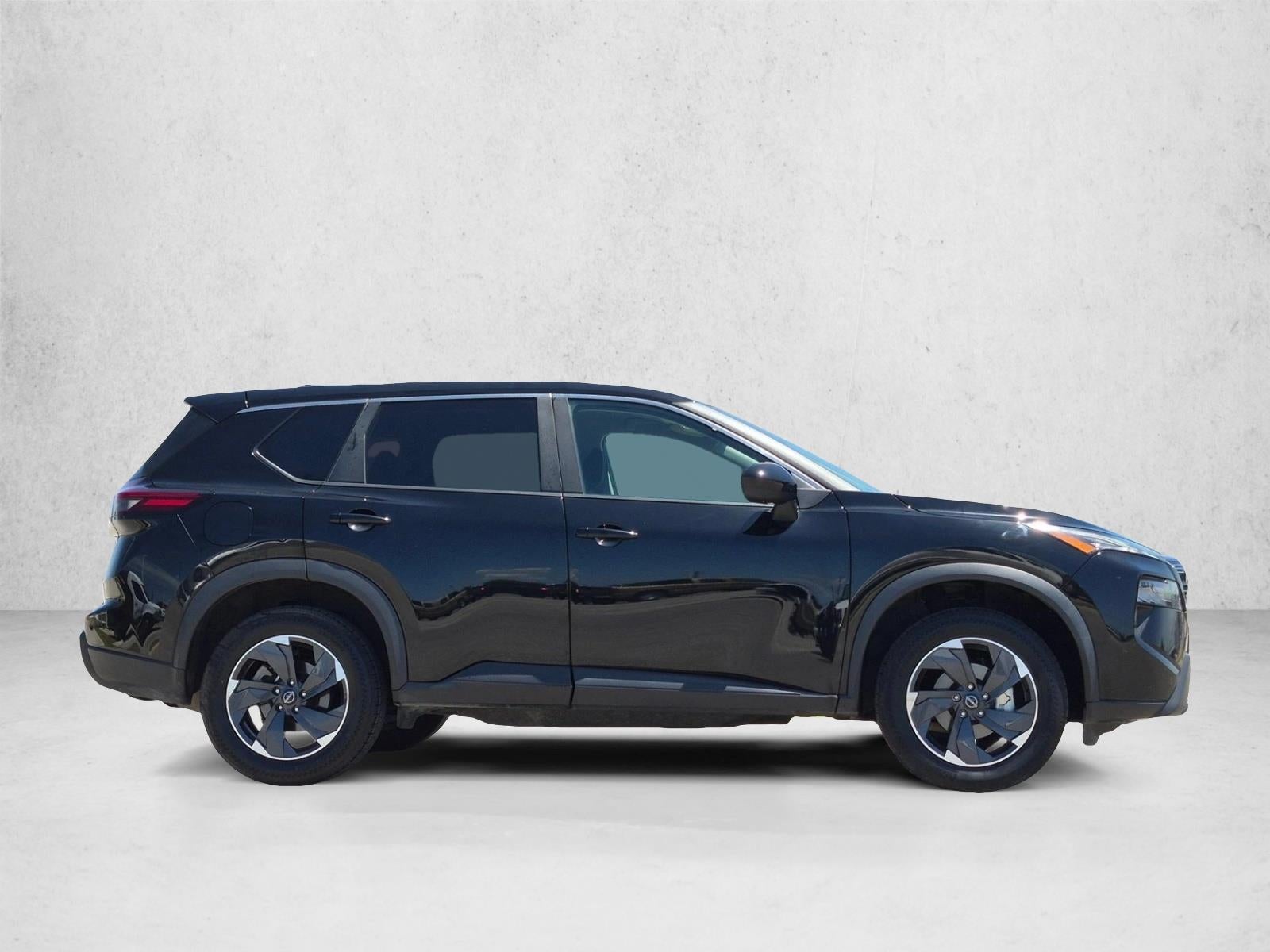 2024 Nissan Rogue FWD SV