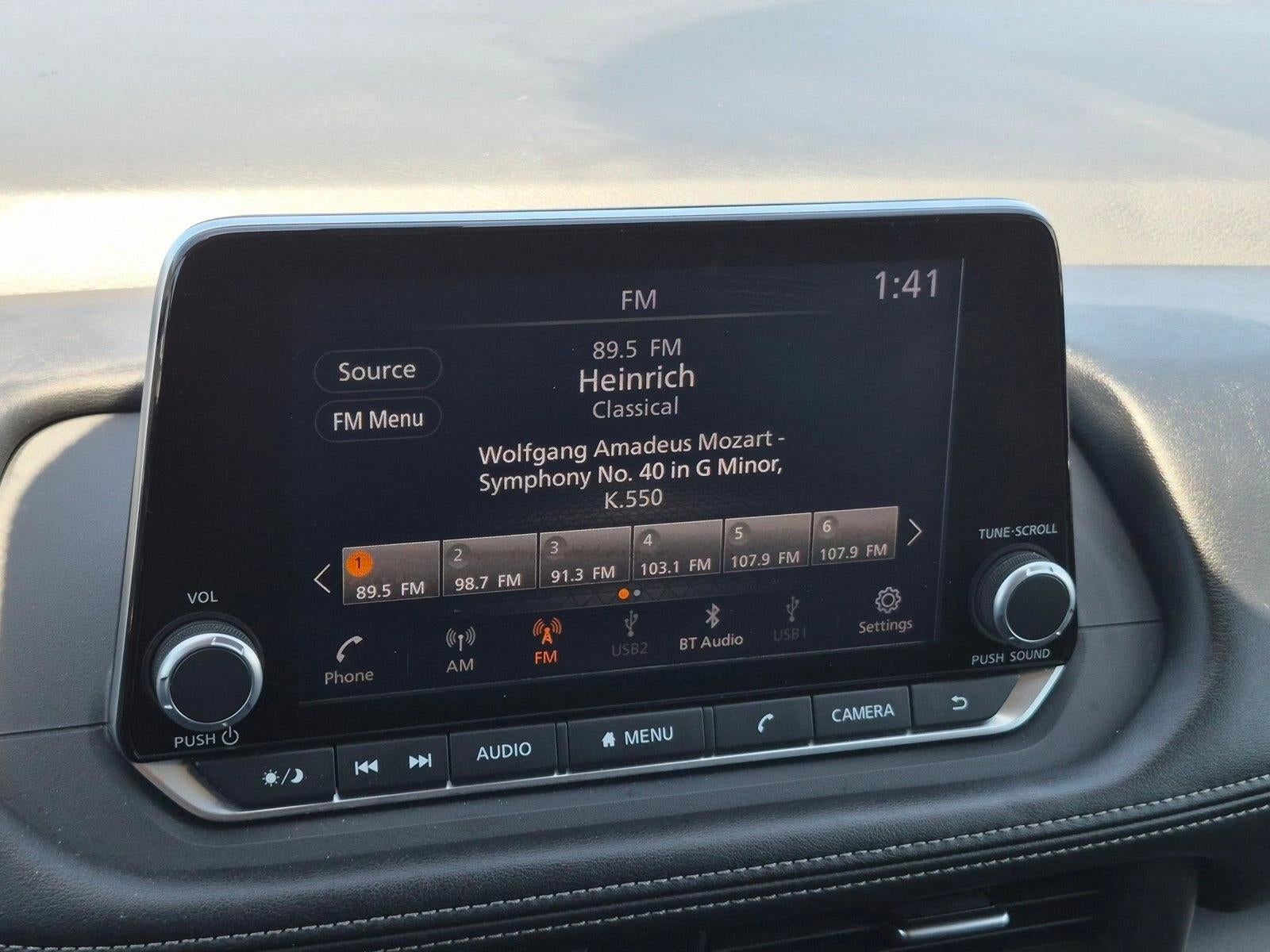 2025 Nissan Rogue FWD SV