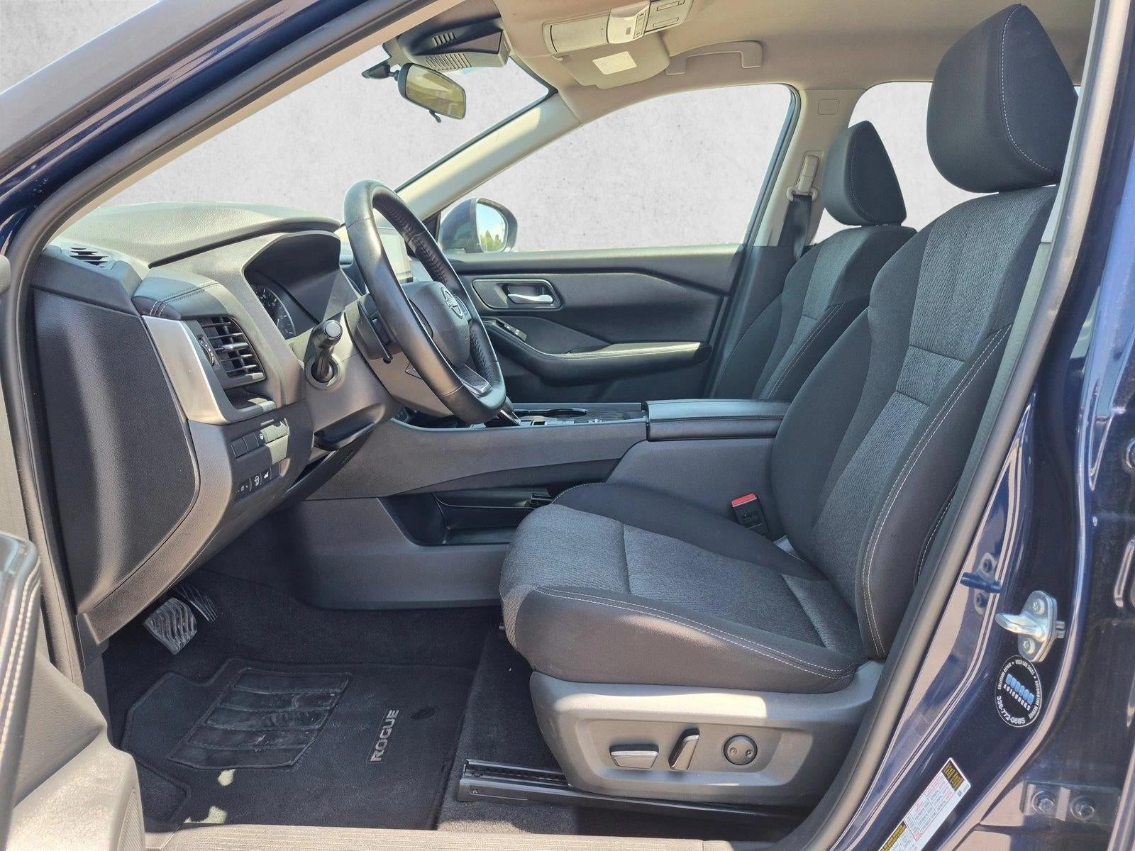 2025 Nissan Rogue FWD SV