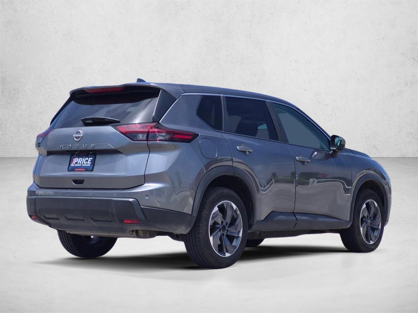 2025 Nissan Rogue FWD SV