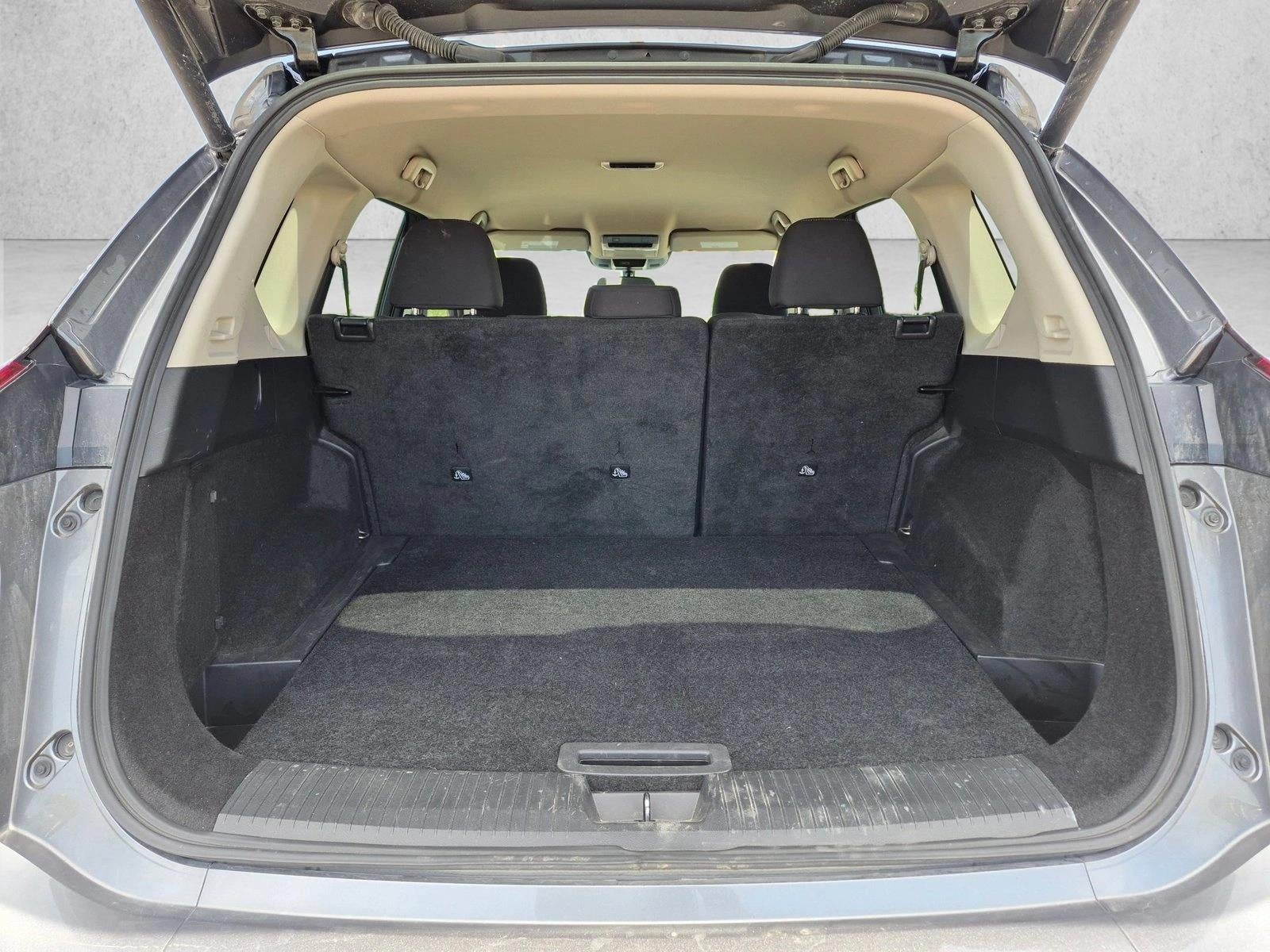 2025 Nissan Rogue FWD SV