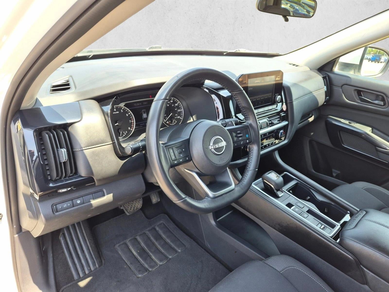 2024 Nissan Pathfinder SV 2WD