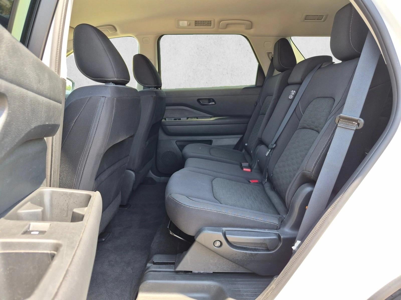 2024 Nissan Pathfinder SV 2WD