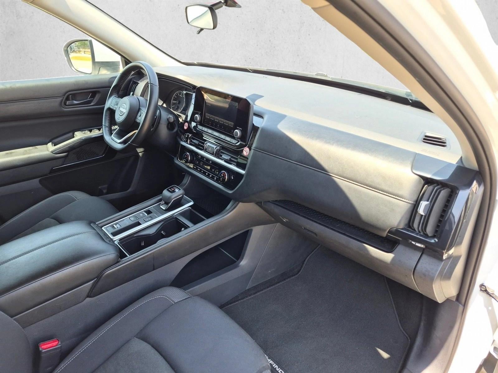 2024 Nissan Pathfinder SV 2WD