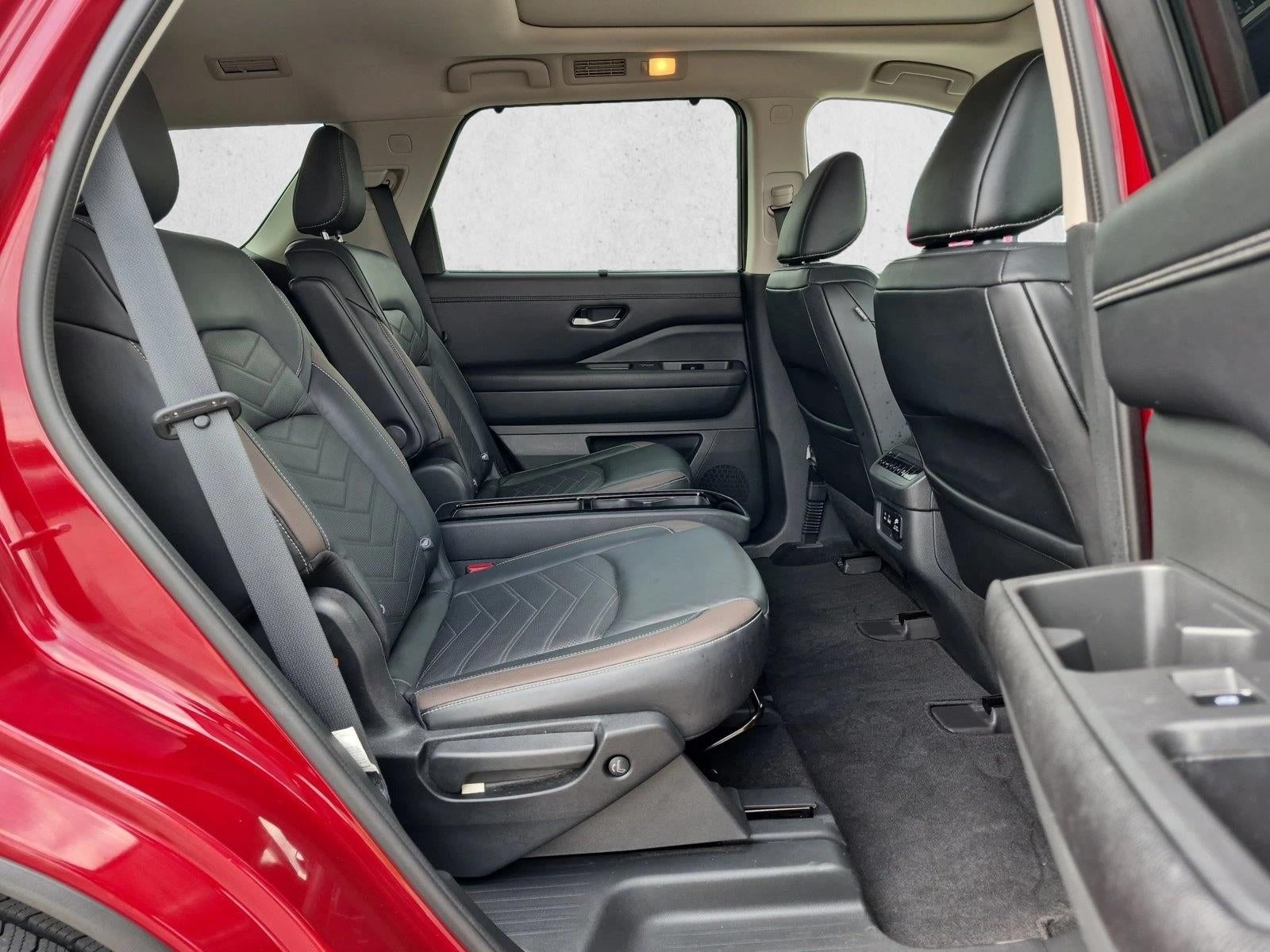 2022 Nissan Pathfinder Platinum 4WD