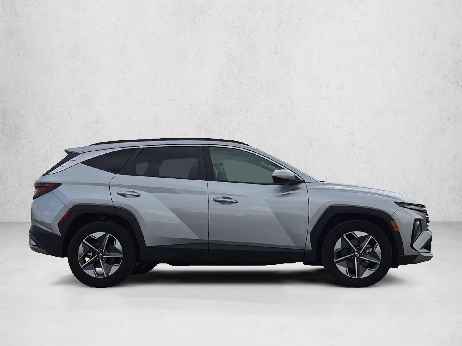 2025 Hyundai TUCSON SEL FWD
