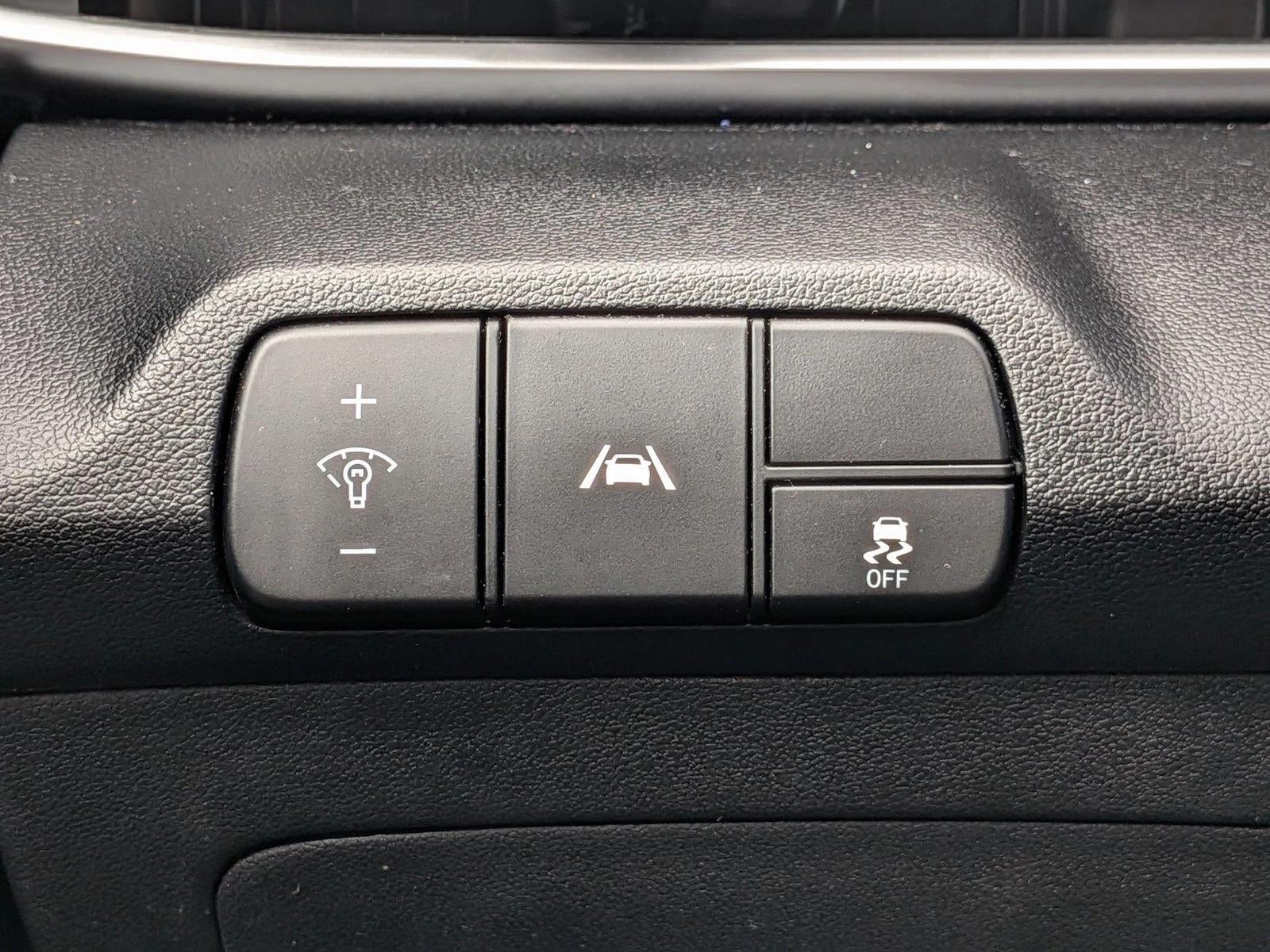 2022 Hyundai ELANTRA SEL IVT