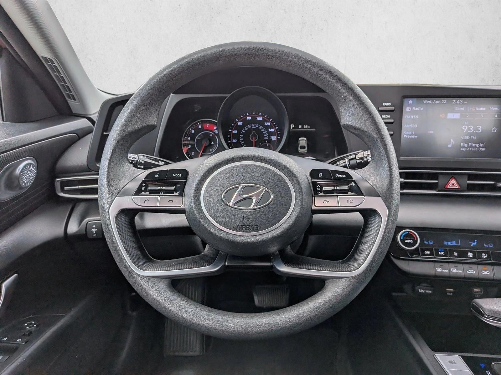 2022 Hyundai ELANTRA SEL IVT