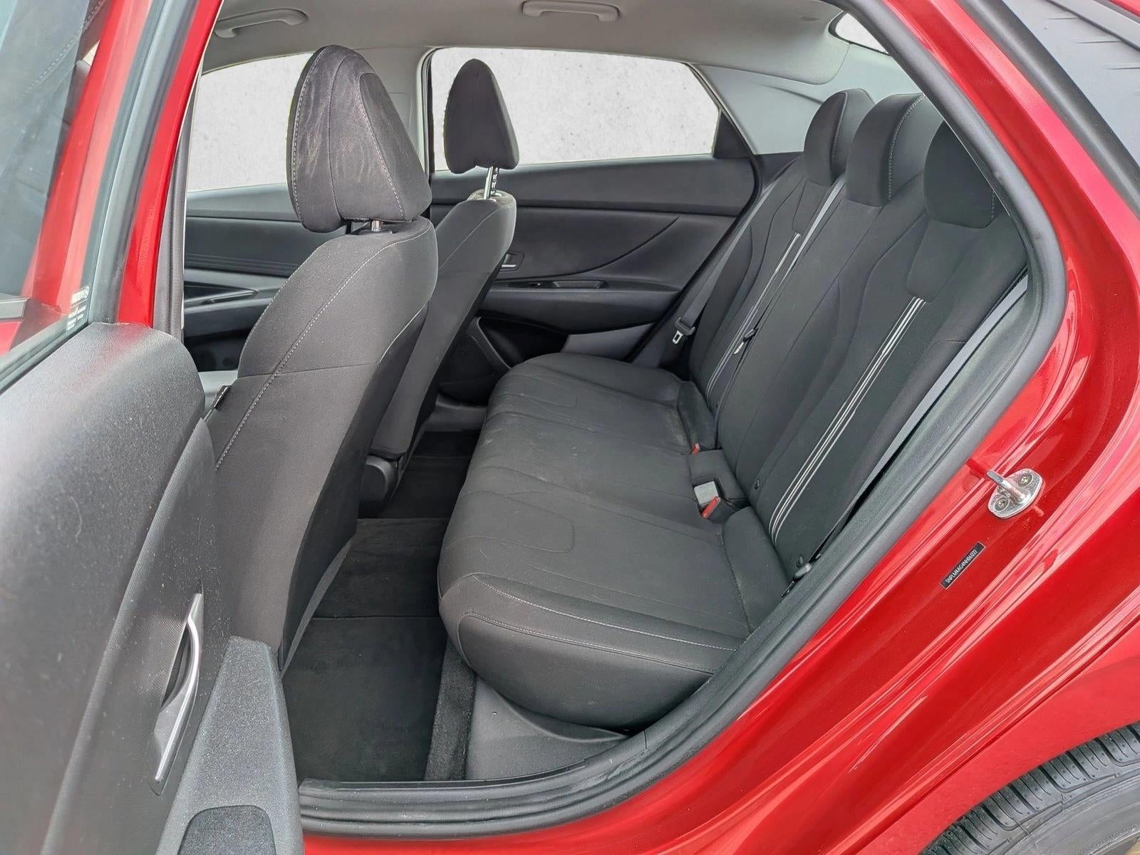 2022 Hyundai ELANTRA SEL IVT