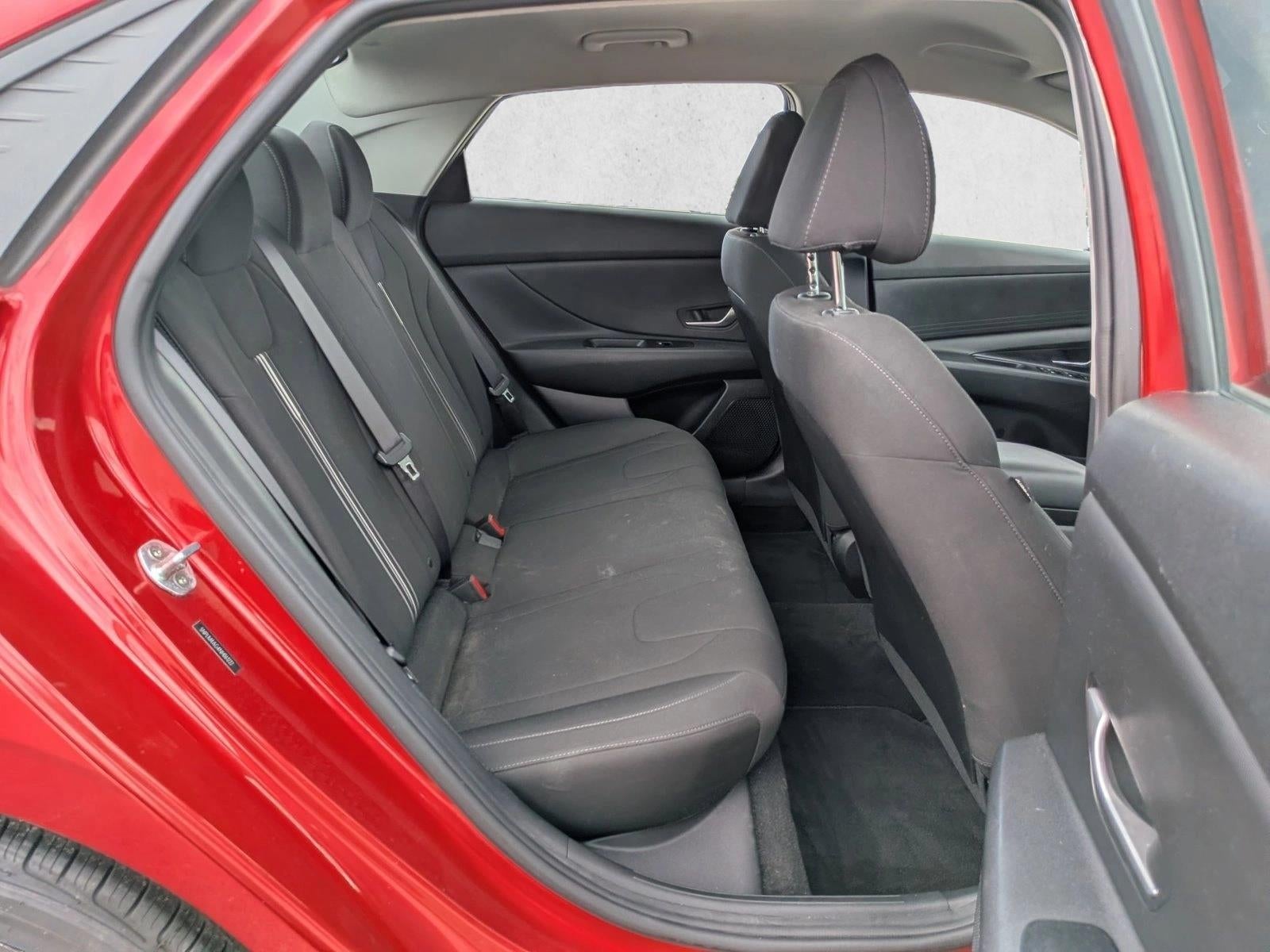 2022 Hyundai ELANTRA SEL IVT