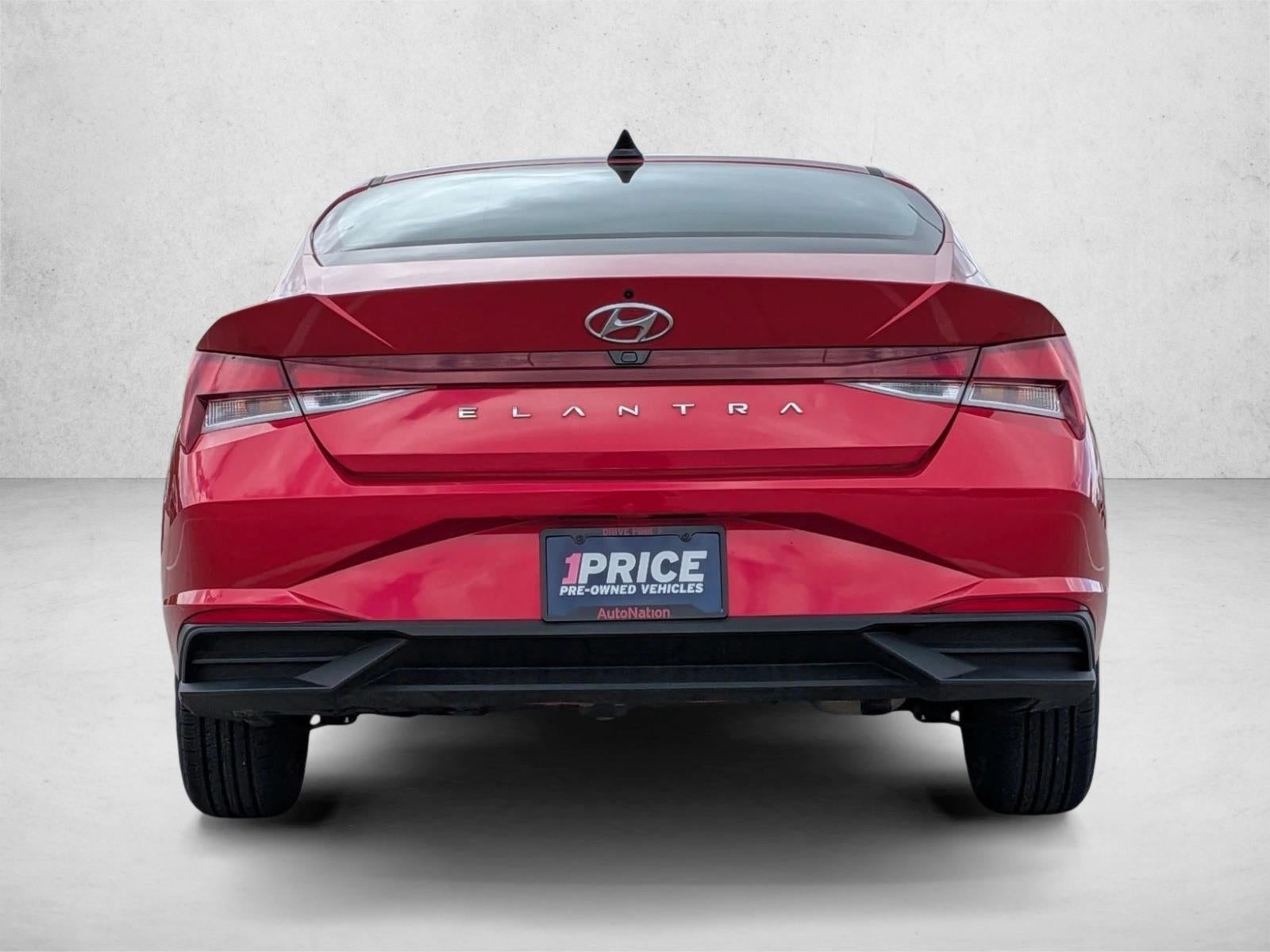 2022 Hyundai ELANTRA SEL IVT