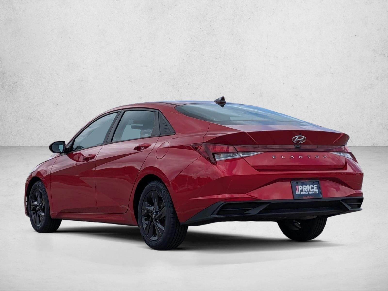 2022 Hyundai ELANTRA SEL IVT