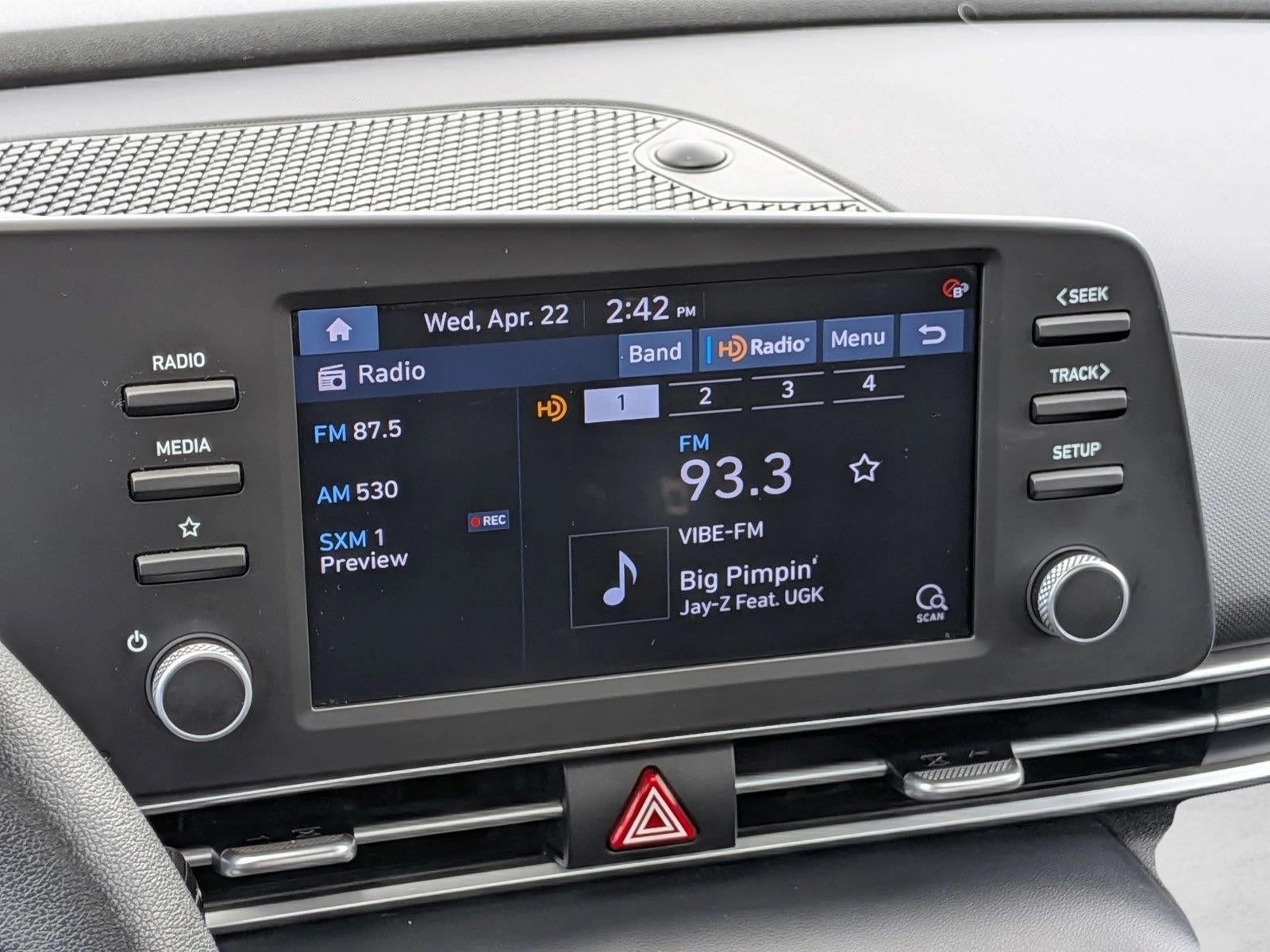 2022 Hyundai ELANTRA SEL IVT