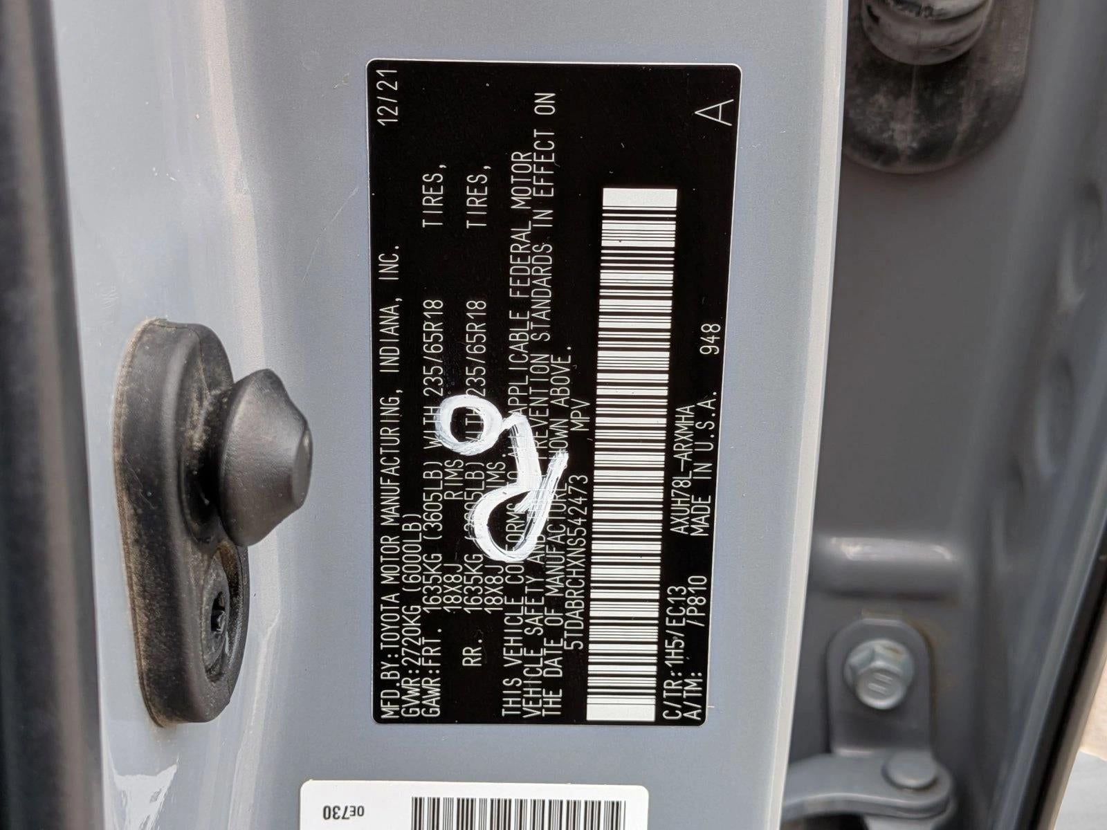 2022 Toyota Highlander Hybrid Bronze Edition AWD (Natl)