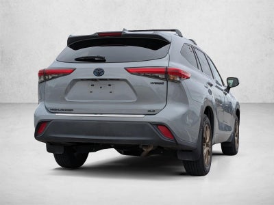 2022 Toyota Highlander Hybrid Bronze Edition AWD (Natl)