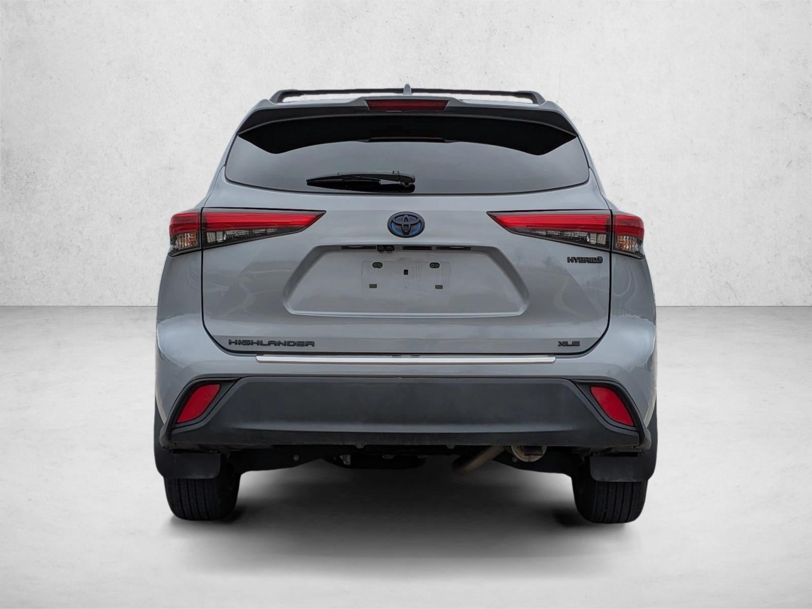 2022 Toyota Highlander Hybrid Bronze Edition AWD (Natl)